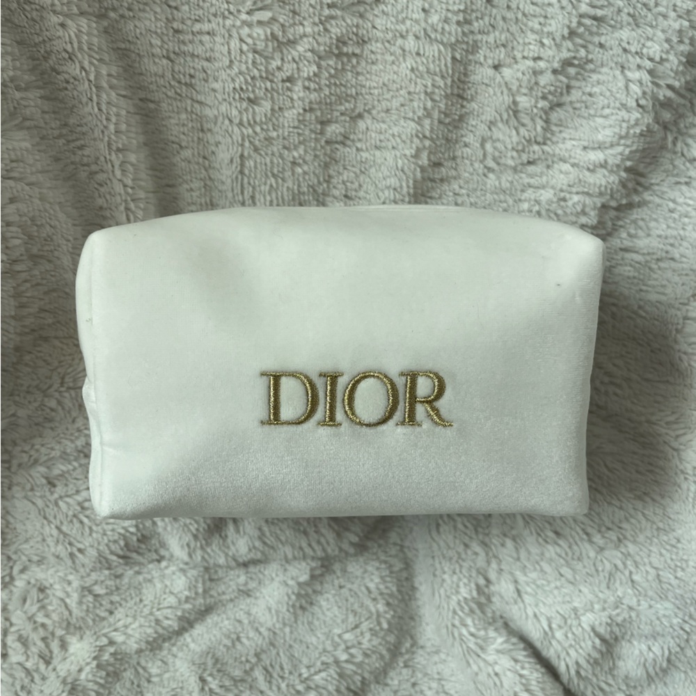 Super Cute Cream/Gold Velvety Dior Beauty Cosmetic Bag